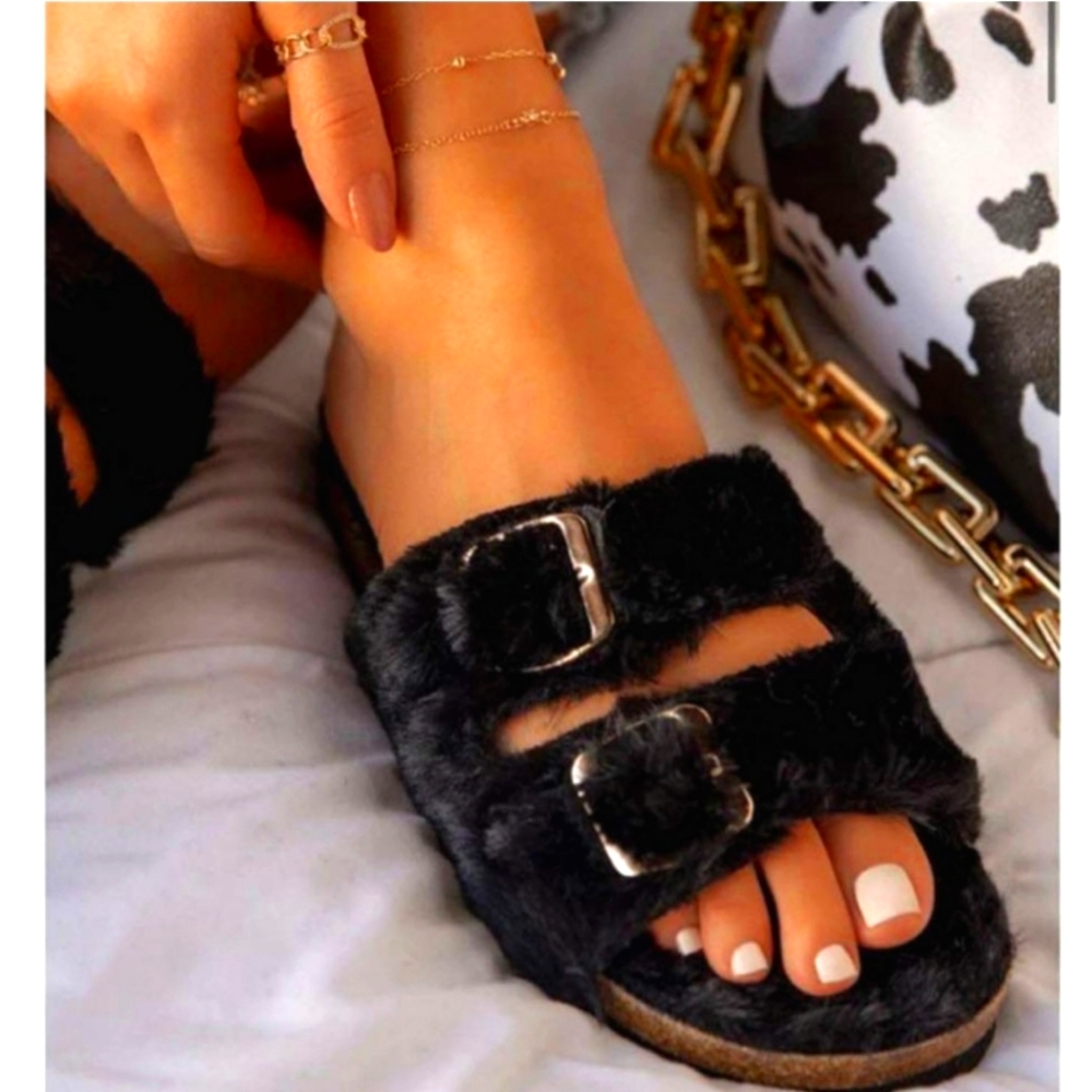 Women's Fur Slides Flat Artificial Wool Wood Bottom Round Toe House Slippers